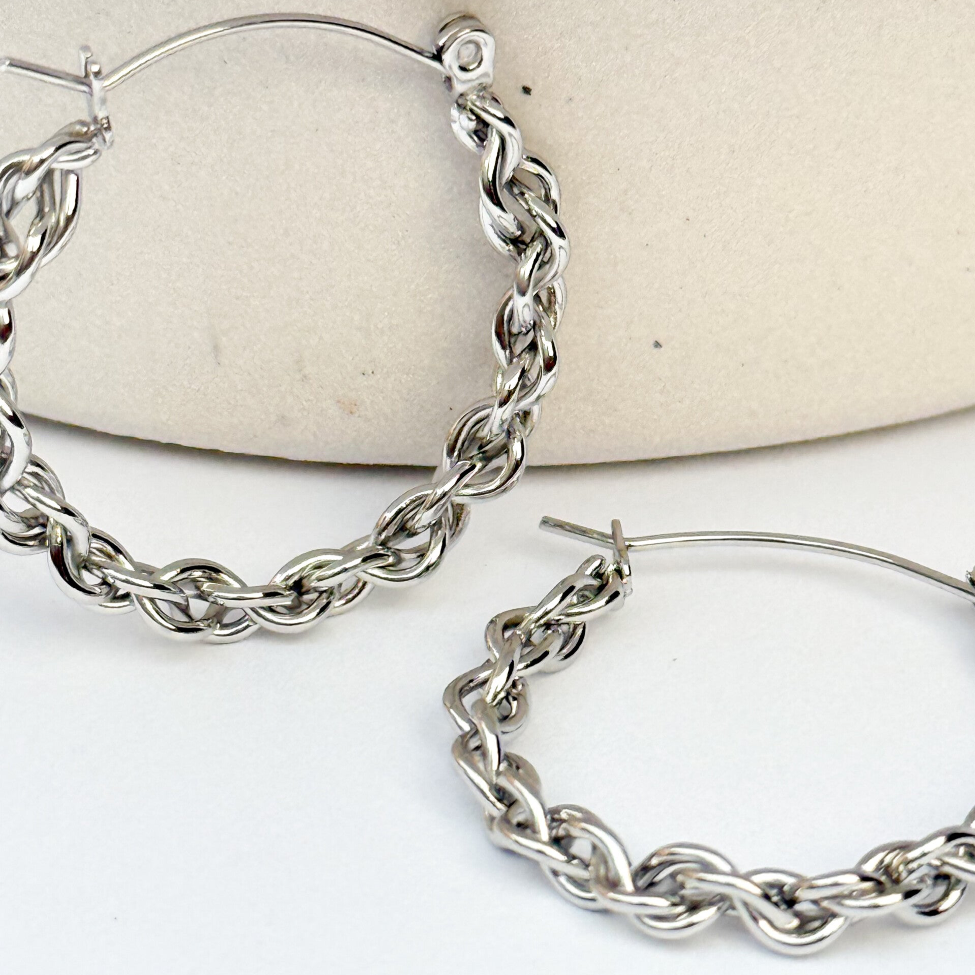 Twisted hoops