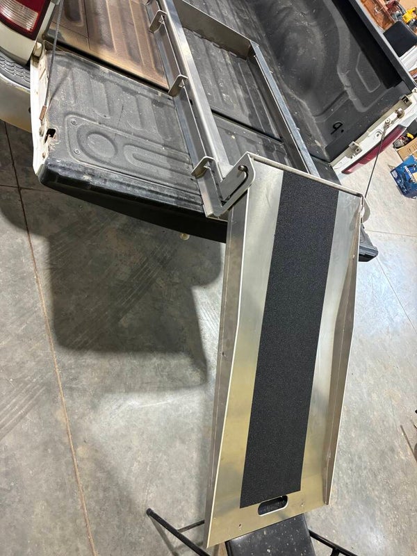 32” aluminum drawer ramp