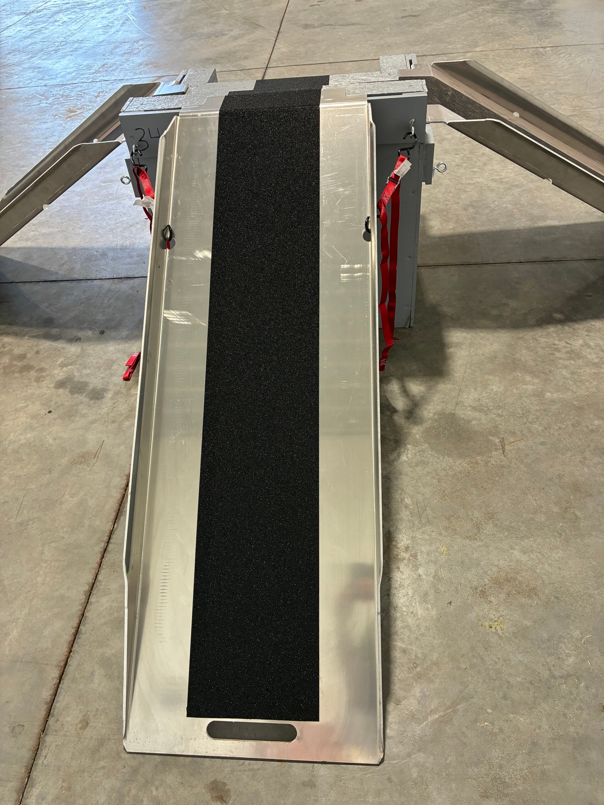 6’ aluminum ramp made in Canada