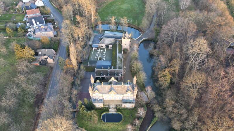 Chateau De La Motte