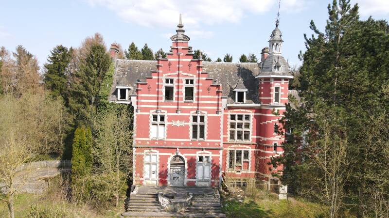 Chateau Rouge