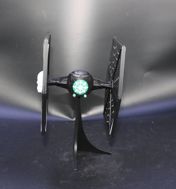 Tie Widow