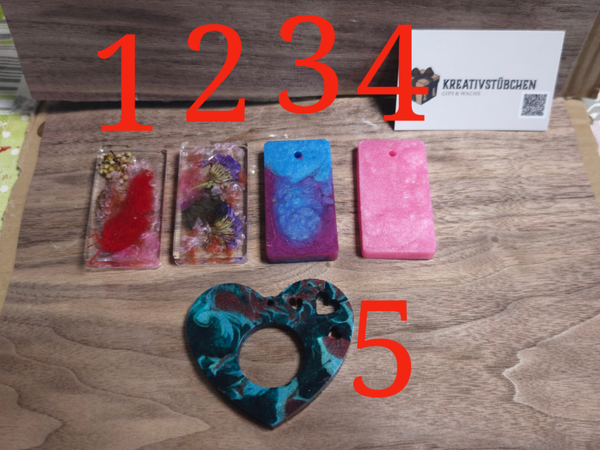 Verschiedene Anhänger