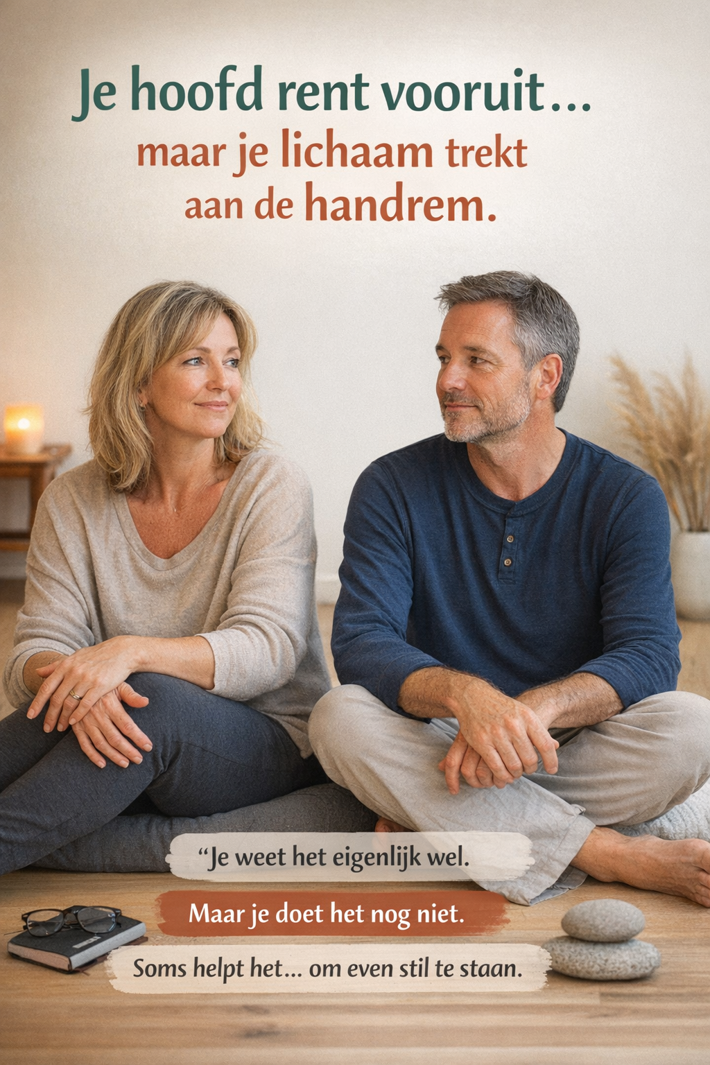 “Ontspannen yoga en qigong in Alkmaar – man en vrouw in rustige, aandachtige houding”