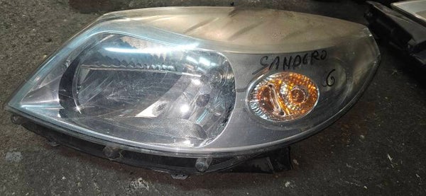 Phare avant gauche sandero