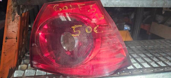 Feux arriere gauche golf5