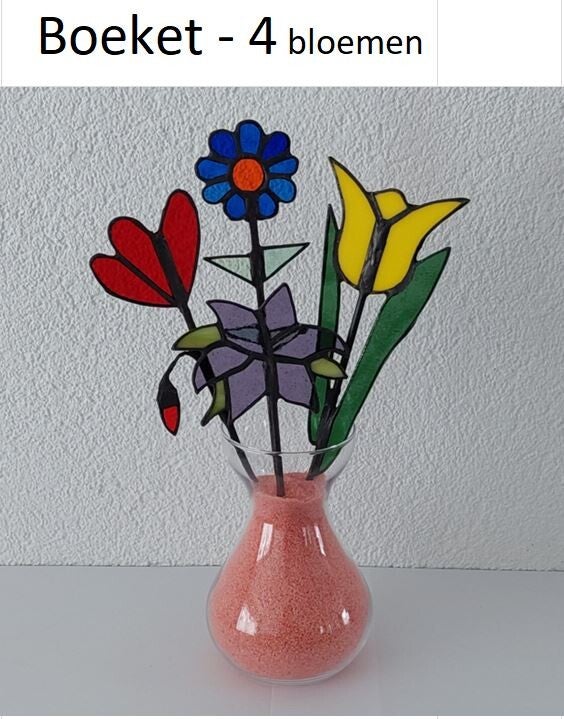 divers glas in lood tiffany