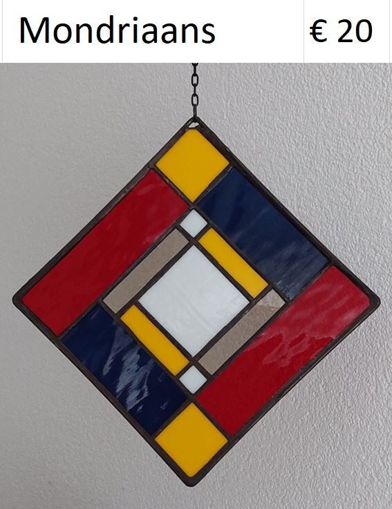 raamhanger glas in lood tiffany