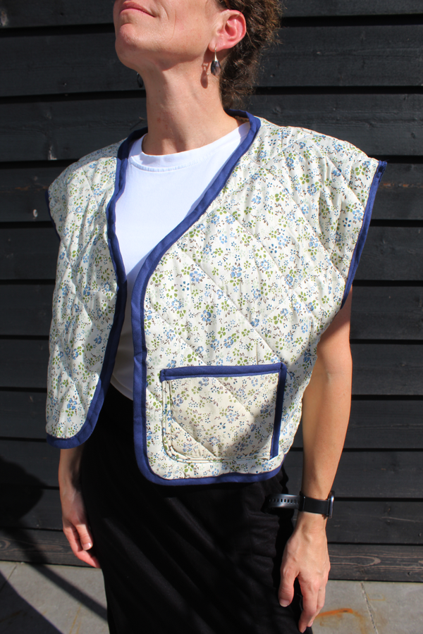 Flower quilted gilet