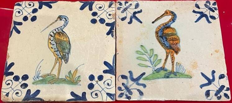 tegels-vogels-ooievaars-swaen-17e-eeuw-3juni2024-crop-standard.jpg