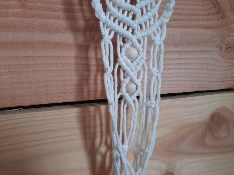 Model Mies € 25,- kleur: Almond