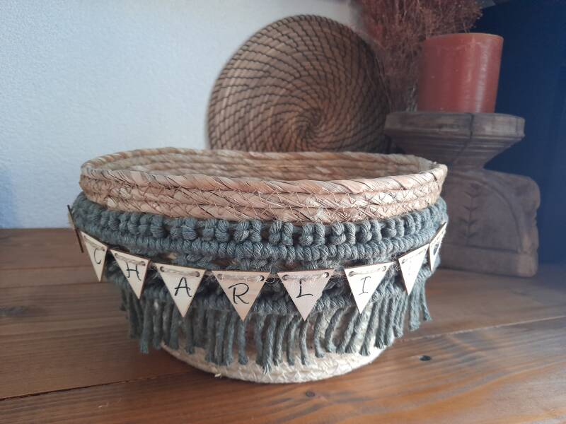 Model Lulu € 10,-, met gepersonaliseerde naamslinger 