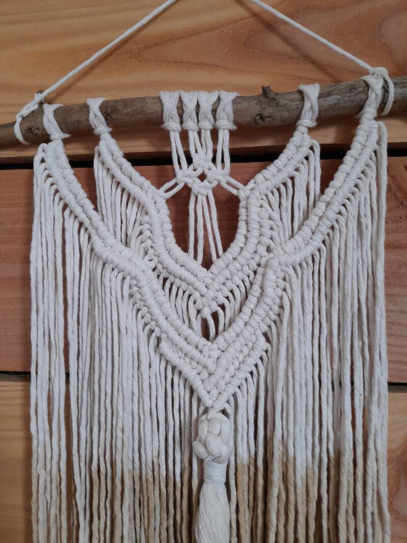 Model Sery € 25,- / kleur: Almond en dip in thee