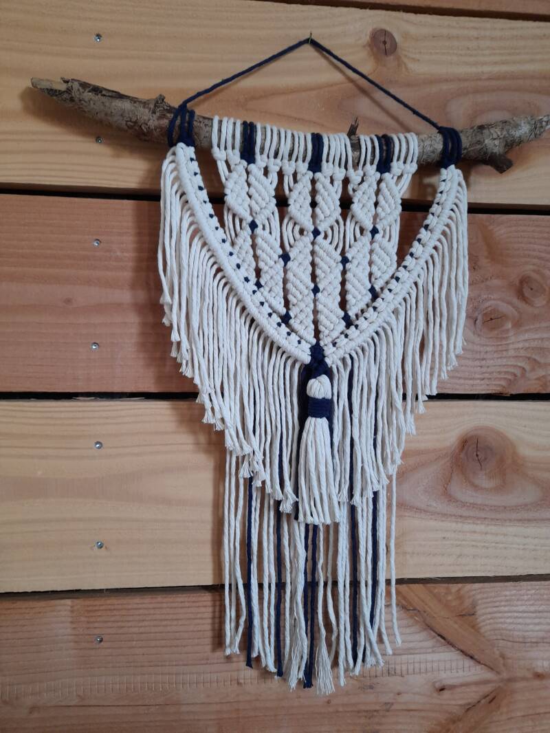 Model Lara € 20,- / 50 x 25 cm