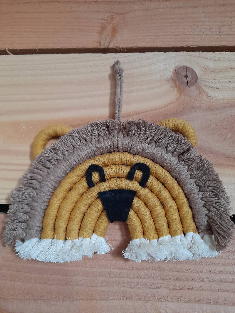 Model Luwi € 12,50, kleur: Harvest Ocre en Teak