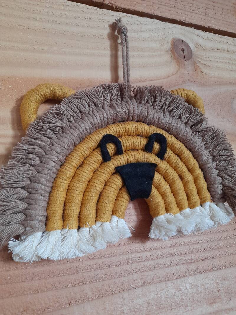 Model Luwi € 12,50 / 15 x 25 cm