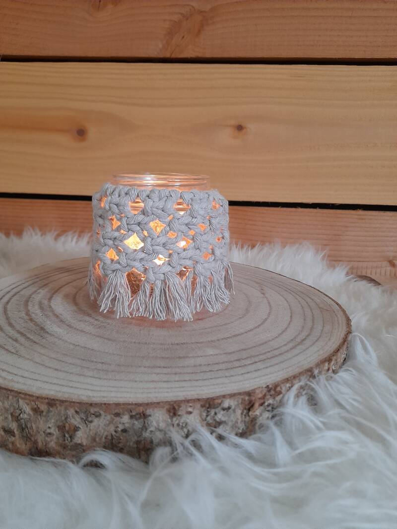 Model Sadi 5 mm € 5,- 10x10 cm kleur Biscuit