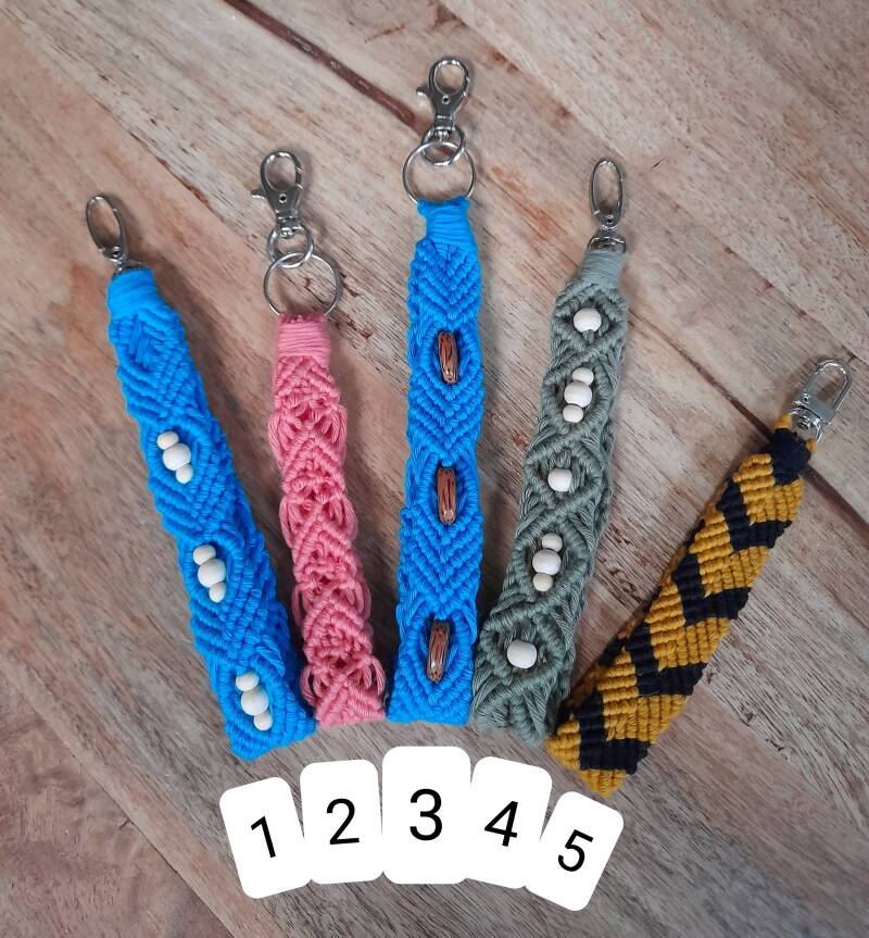 Model Bowe: € 6,- / 5 verschillende creaties 