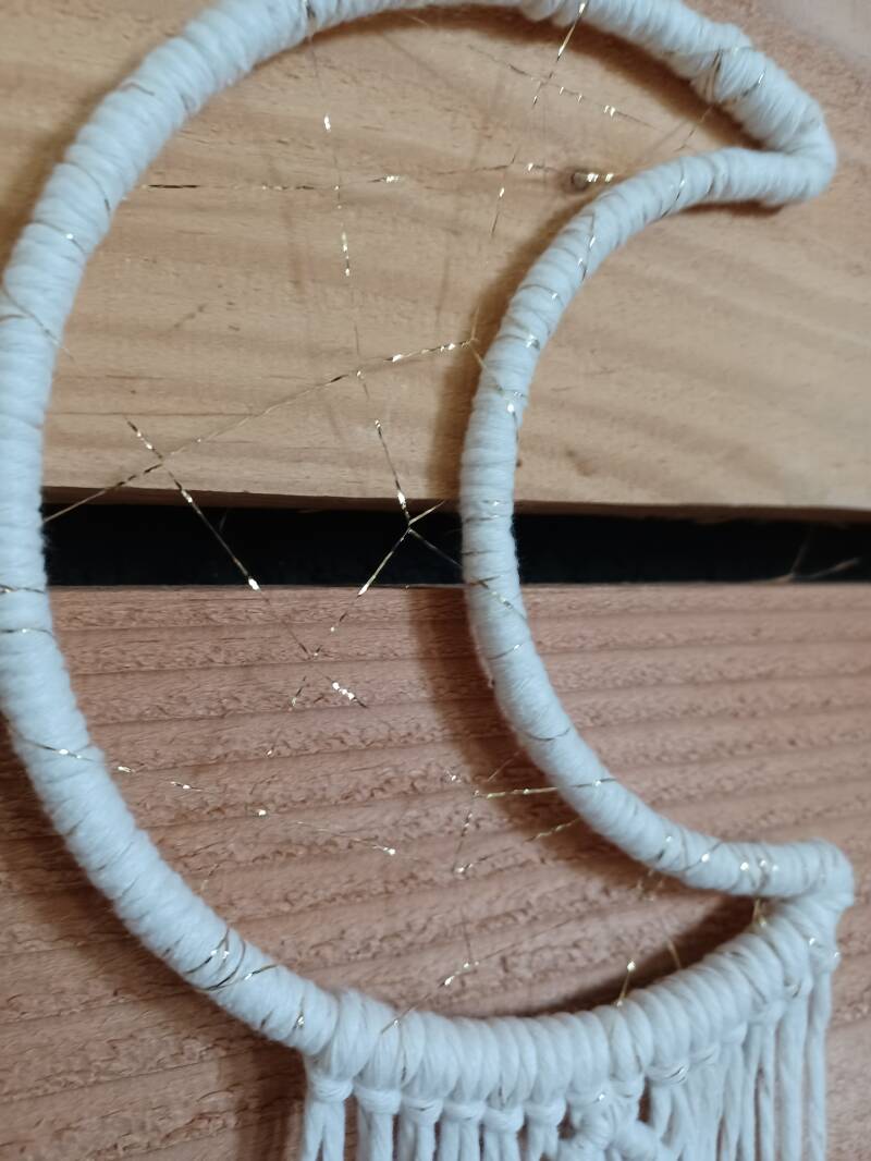 Model Mace € 15,- wit goud / 12x50 cm 