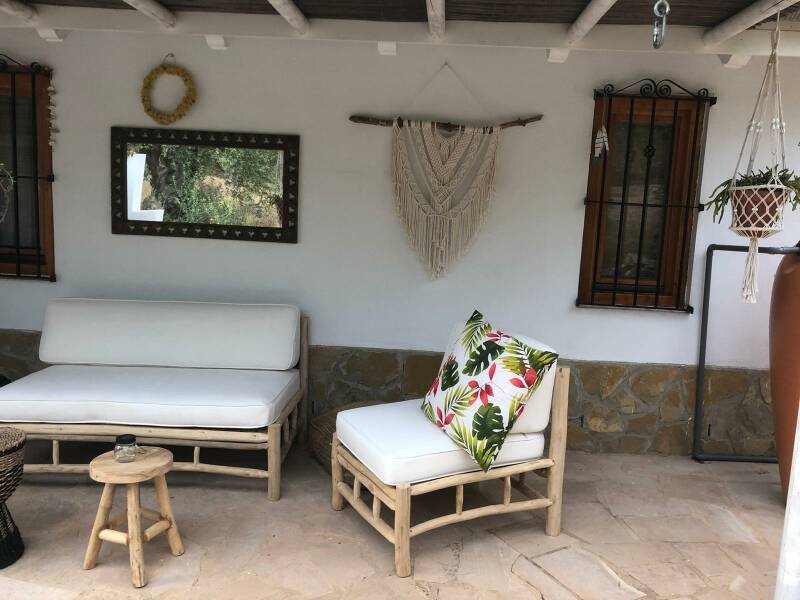 Model Floor in Almond