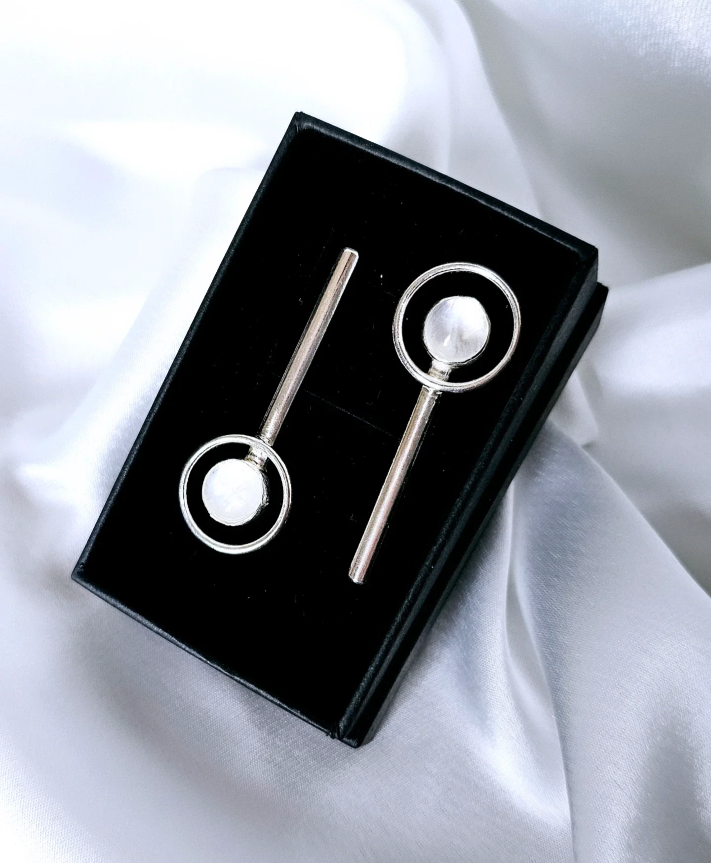 Moonstone (Asymetrical)