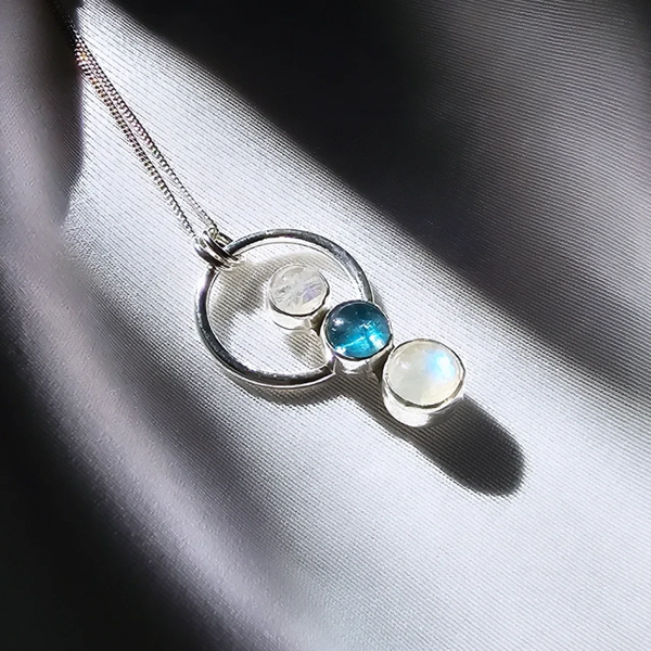Dadirii Moonstone Pariba Kyanite