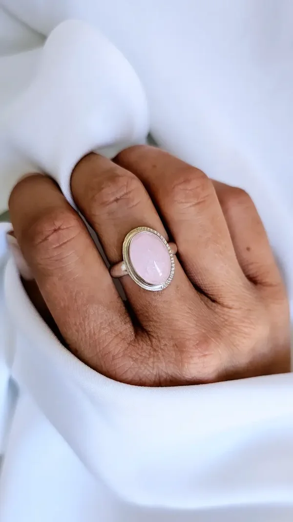 Pink Quartz (55.5 EU / 7.5 USA)