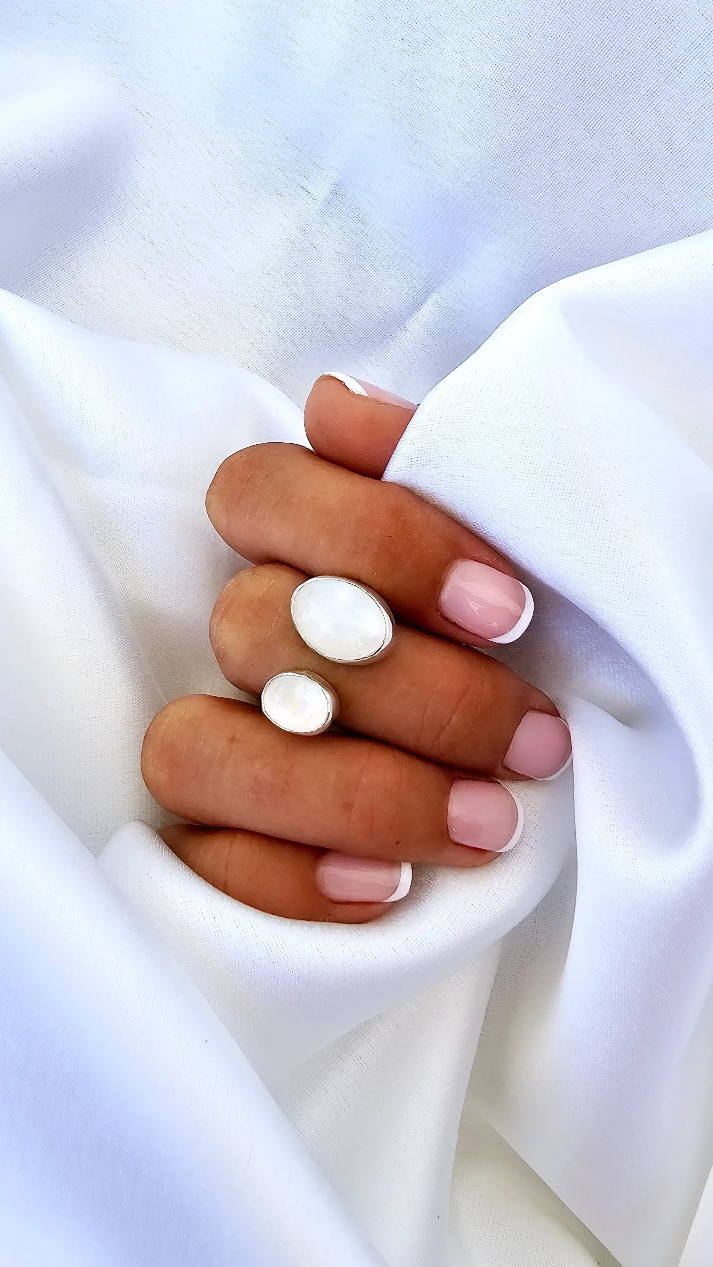 Moonstone (53 EU / 6.5 USA)