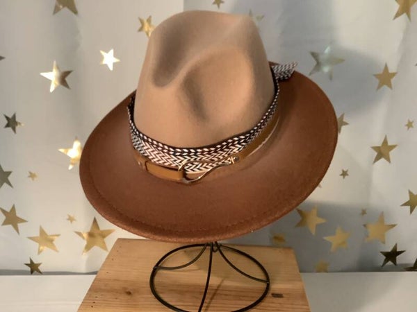 Carmel and tan fedora with double band