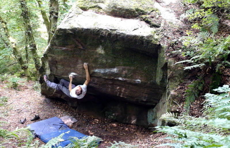 forest of dean bouldering, bouldering, forest of dean, new areas,  guidebook, bouldering guide, sandstone bouldering, new areas, 