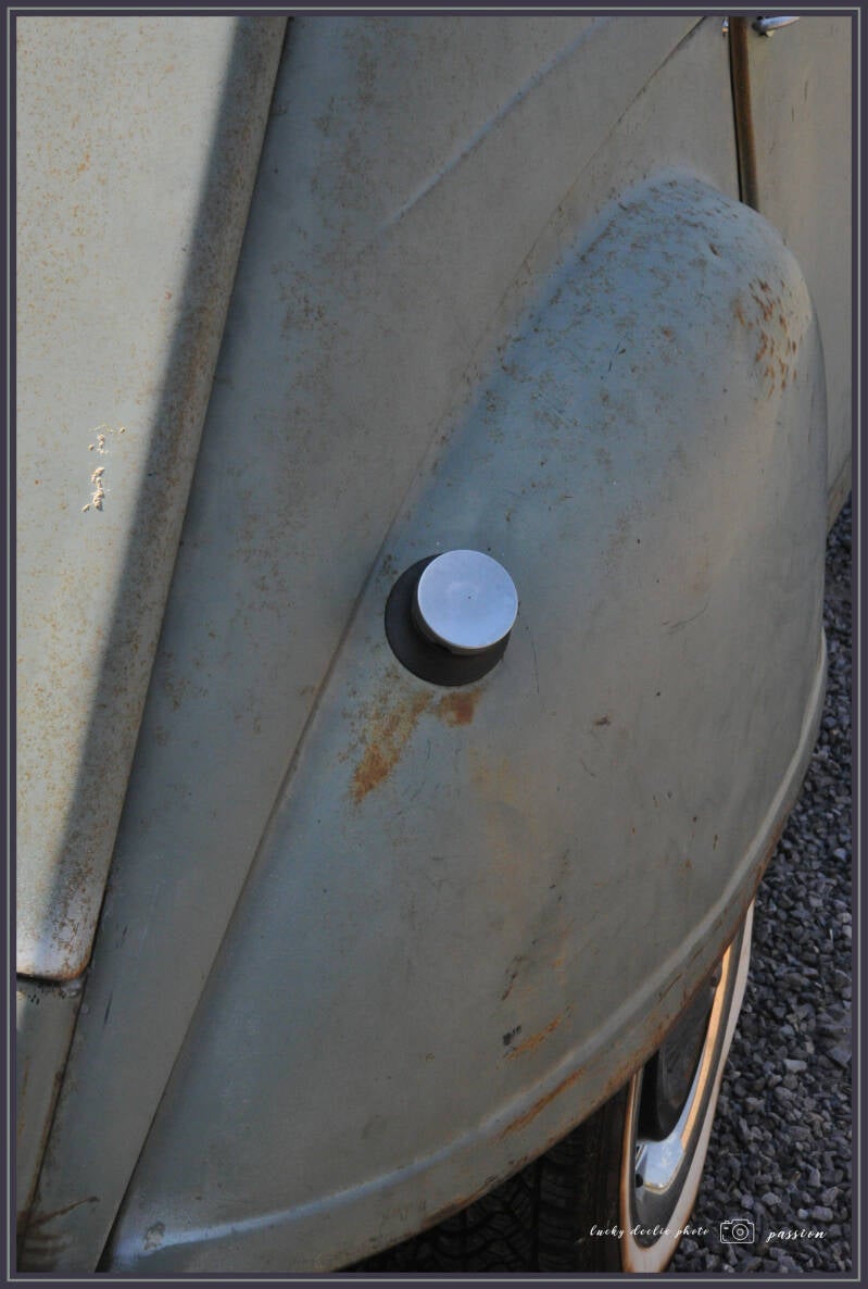 luc_5572_01-standard-hgq3ll.jpg