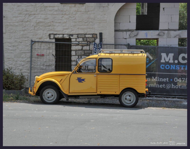luc_5670_01-standard-0893sb.jpg