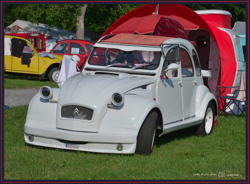 luc_6152_01-standard.jpg