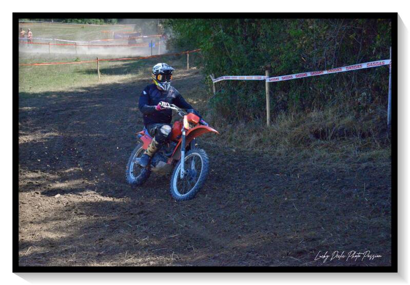 luc_8208-standard-g9jx7y.jpg