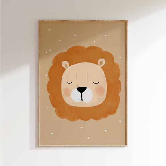 Kinderkamer print | Slaperige leeuw