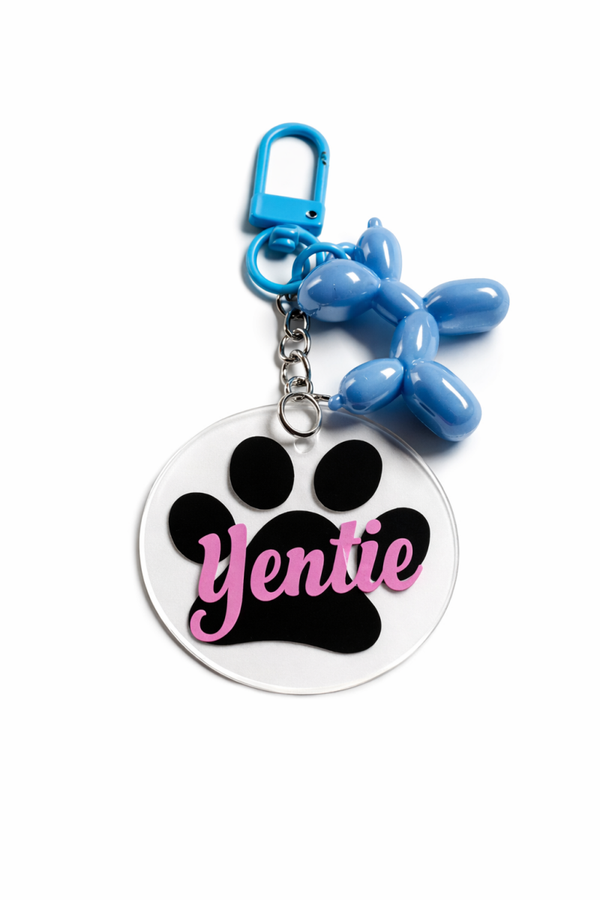 Hondenpootje met naam en ballonhond sleutelhanger