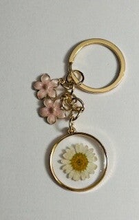 sleutelhanger met echte bloem in UV resin