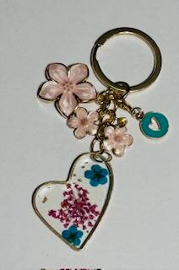 sleutelhanger met echte bloem in UV resin