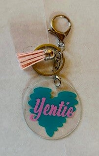 Gepersonaliseerde sleutelhanger met hartje en naam + floss