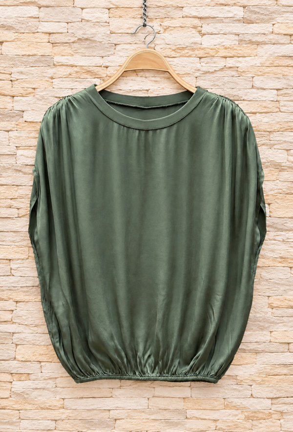 Blouse SAILLA fluide et satinée kaki