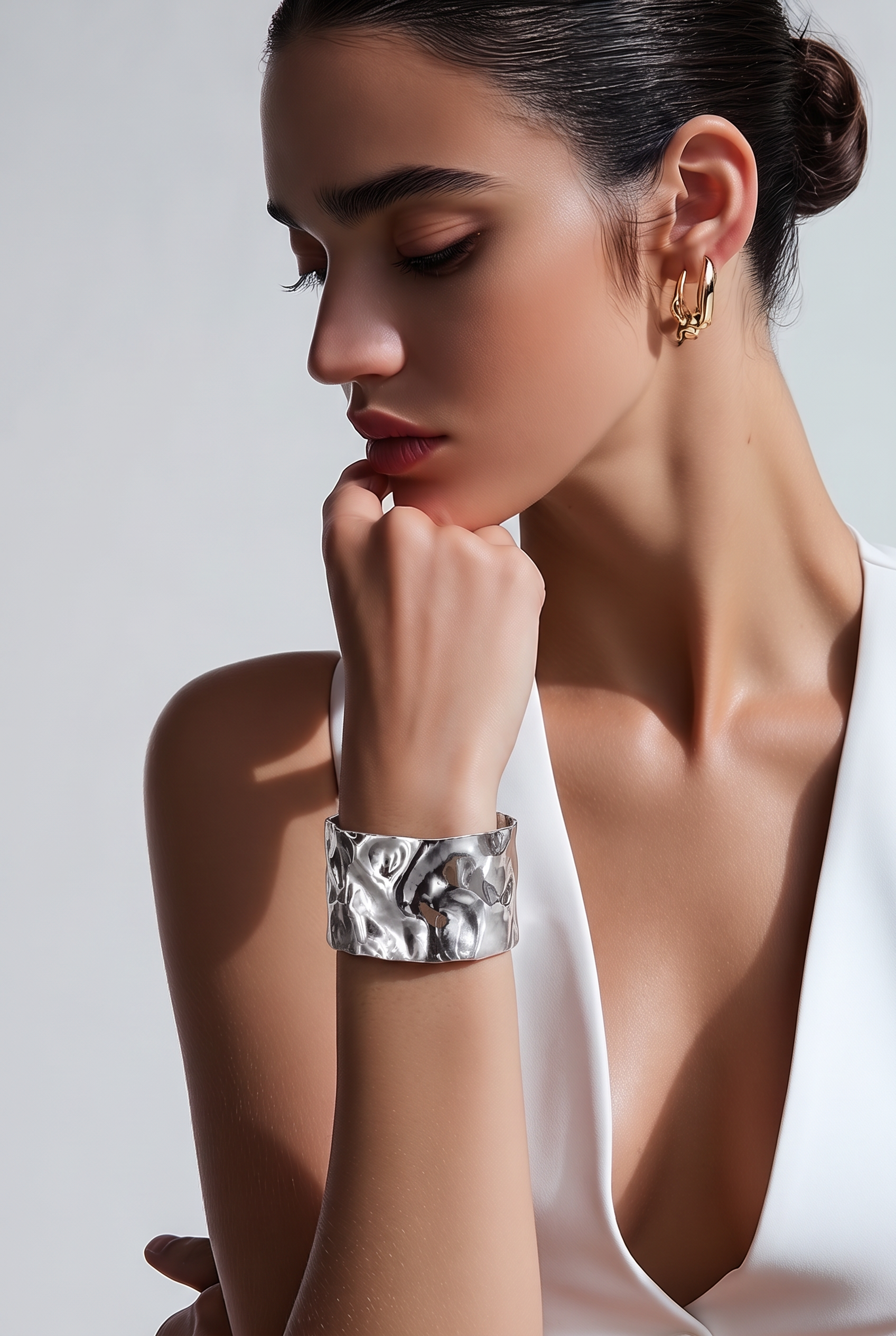 Bracelet manchette texturé en acier inoxydable - doré ou argenté