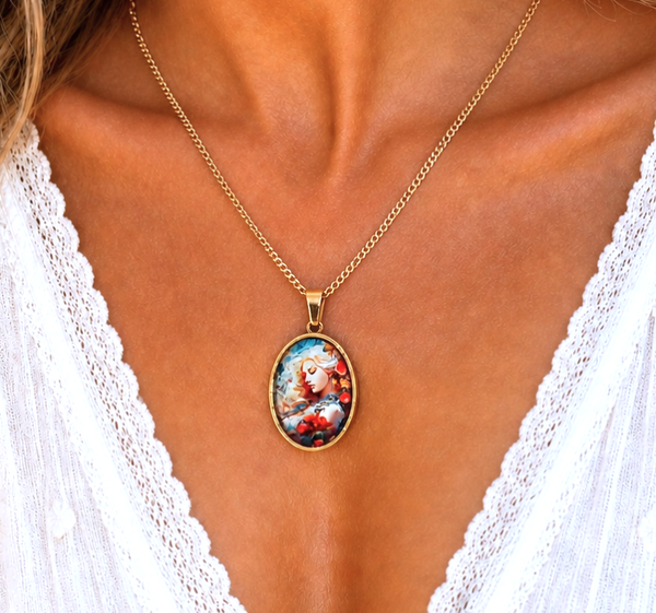 Collier cabochon visage femme blonde fleurs - acier inoxydable