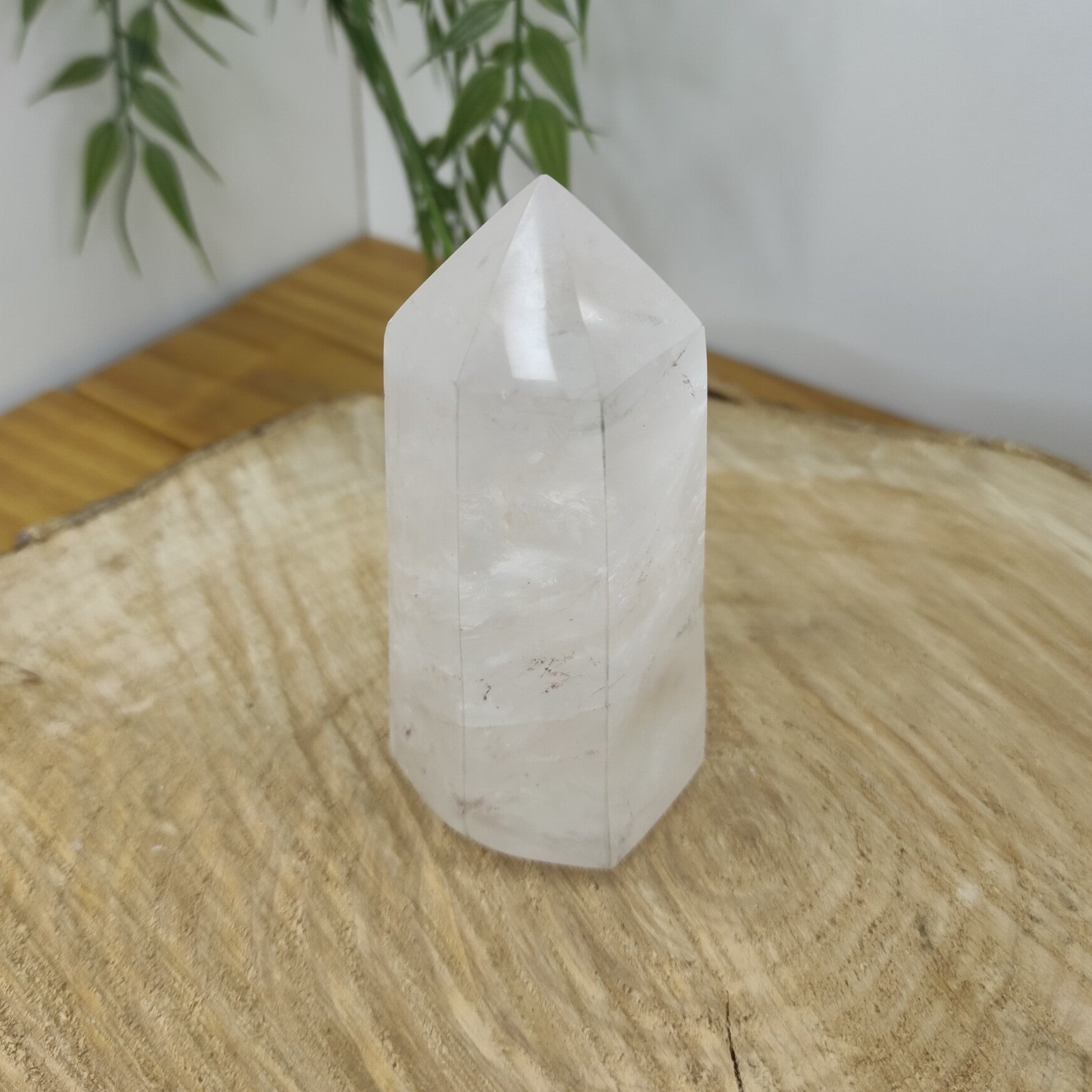 Pointe polie de Cristal de Roche