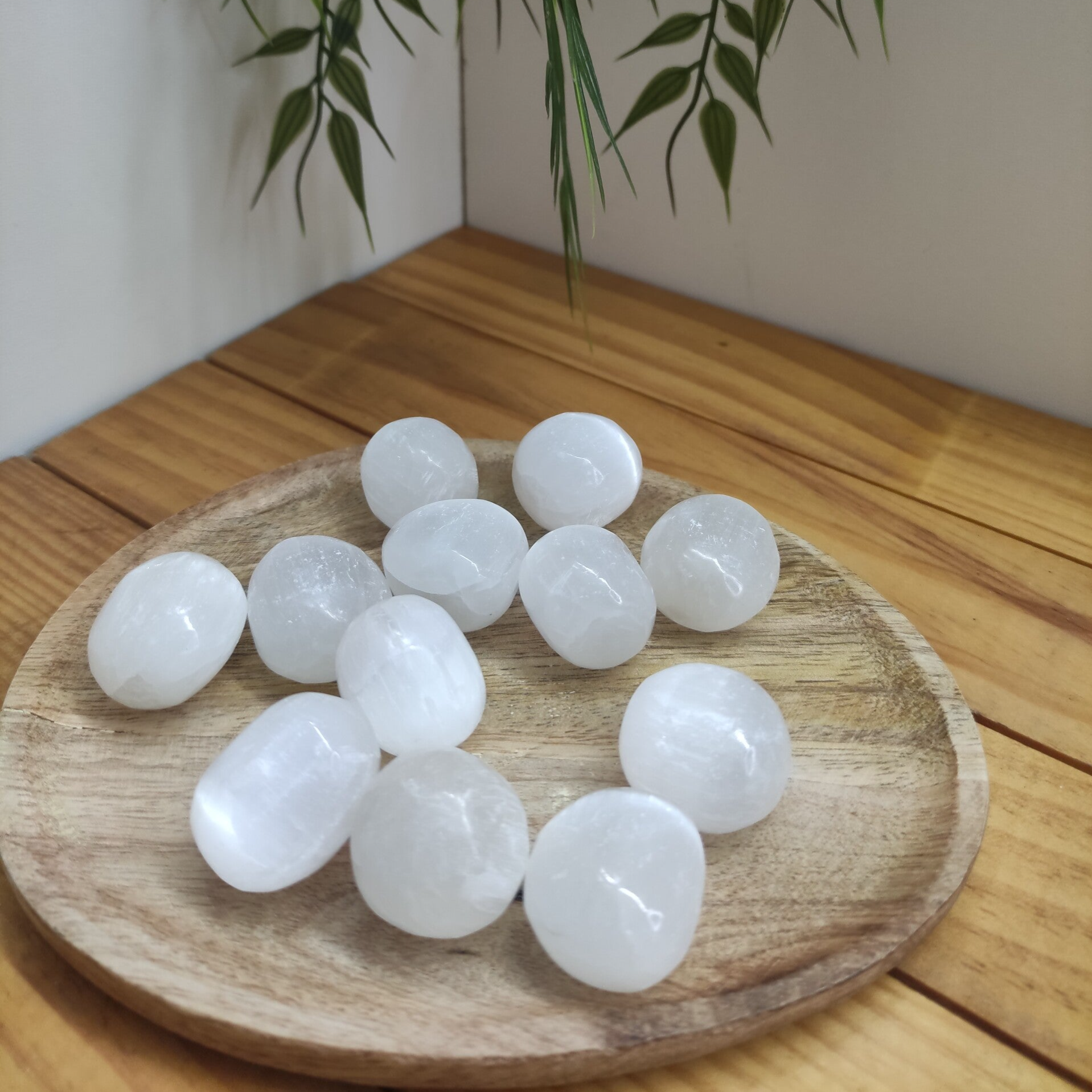 Pierre roulée Sélénite