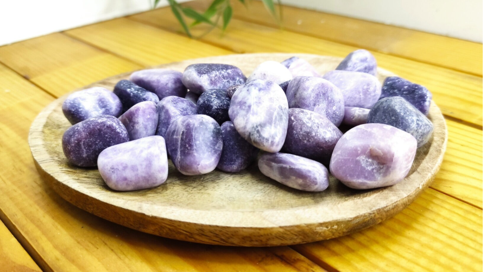 Pierre roulée lépidolite