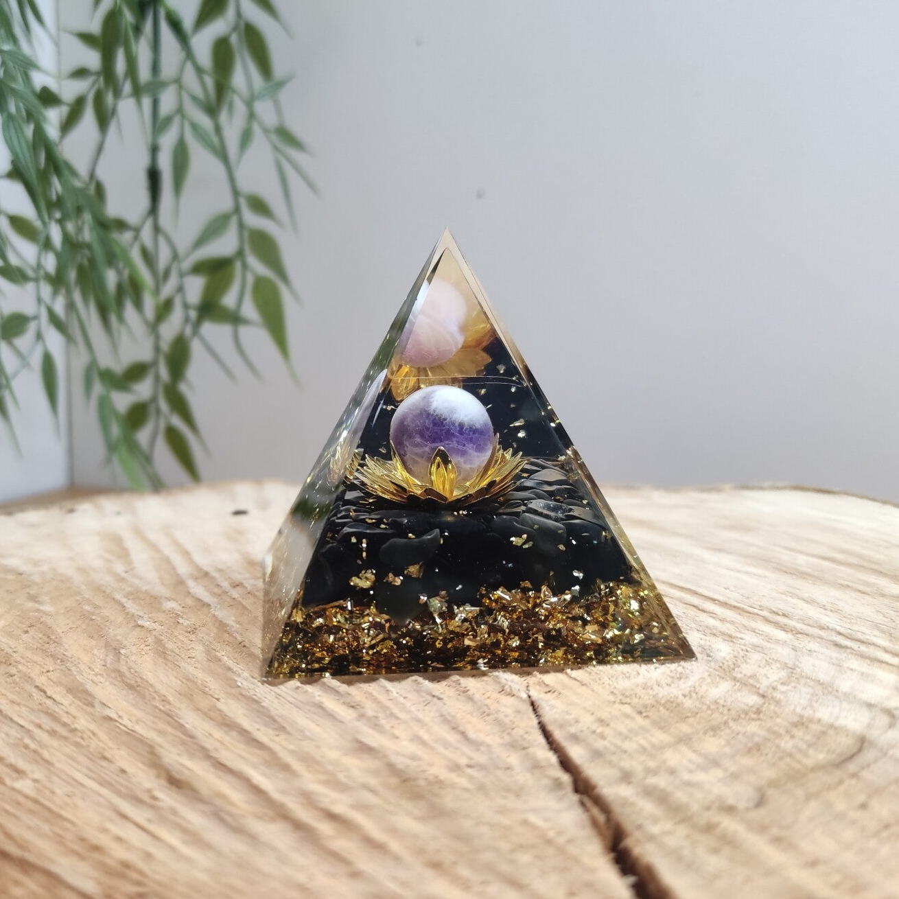 Orgonite Lotus Obsidienne noire / Améthyste
