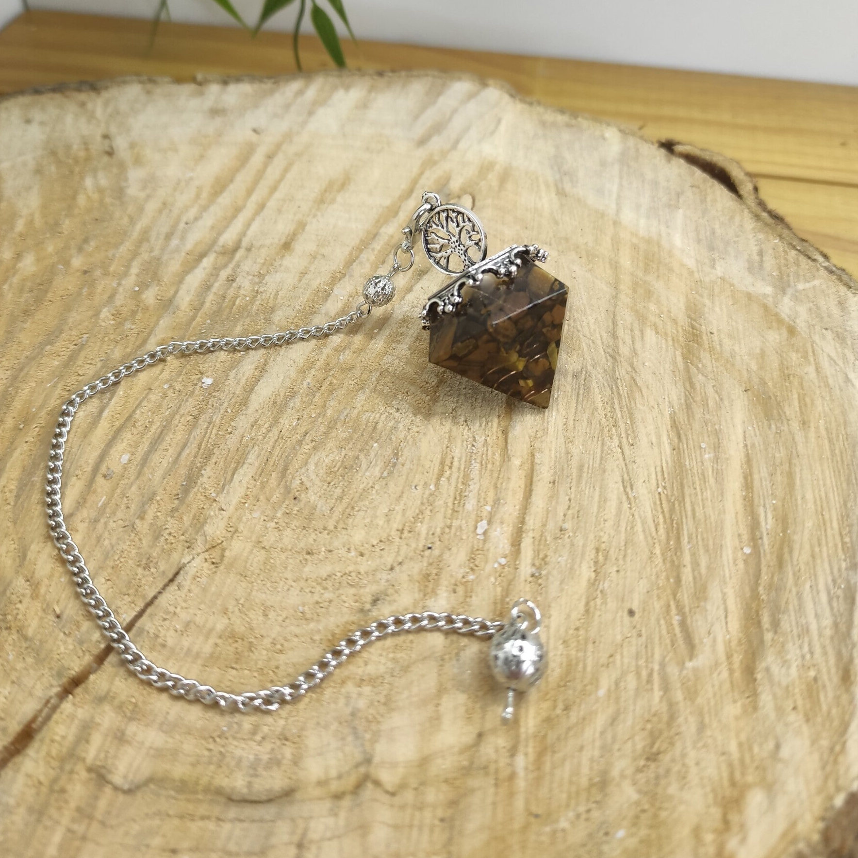Pendule Orgonite Arbre de vie Œil de Tigre