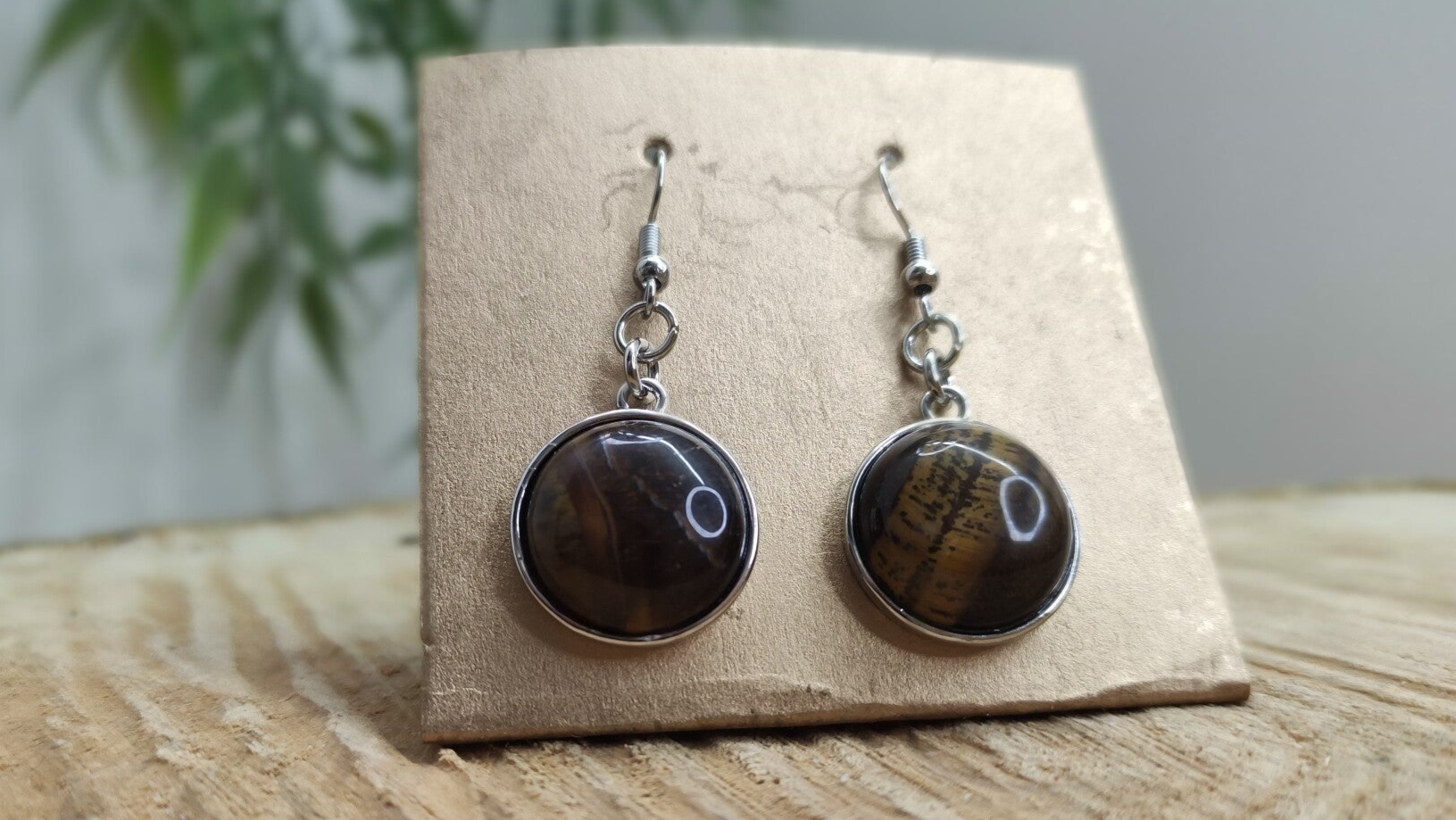 Boucle d'oreille ronde œil de tigre