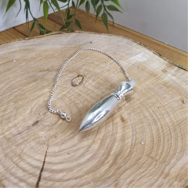 Pendule acier égyptien Modèle 10