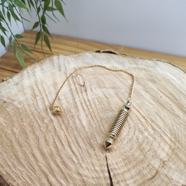 Pendule Isis en bronze